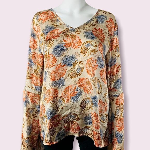 Bobeau Beige Floral Kimono Sleeve Top Boho Flowy Pullover Size M NEW - Picture 3 of 9
